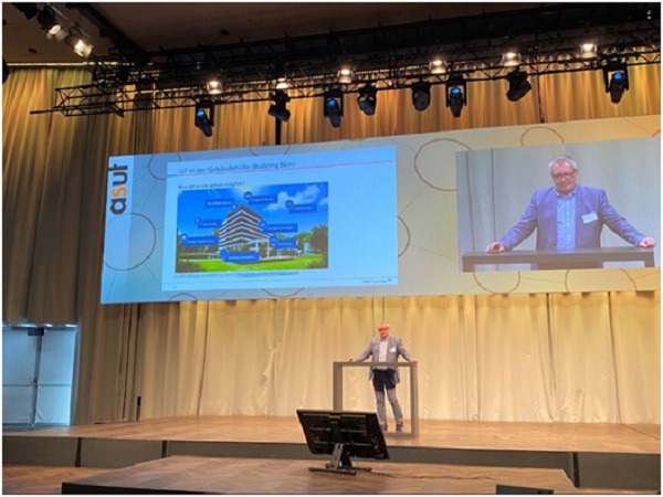 Figure 1: François Dubuis at the asut IoT Conference 2020