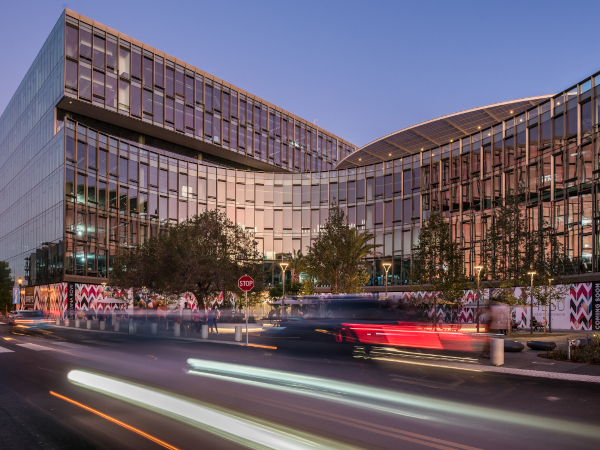 Vitro Glass Transforms Innovative Mixed-Use Space on San Jose’s Acclaimed Santana Row